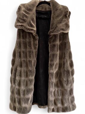 Fabulous Furs Taupe Mink Fur Cape